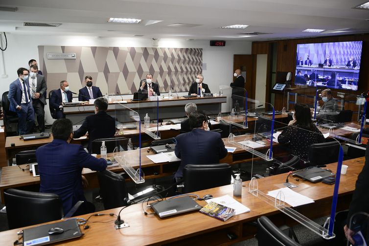 Comissão Parlamentar de Inquérito da Pandemia (CPIPANDEMIA) realiza oitiva do advogado da Precisa Medicamentos. Ele é o representante legal da empresa na negociação da vacina indiana Covaxin, da Bharat Biotech, com o Ministério da Saúde.

Em