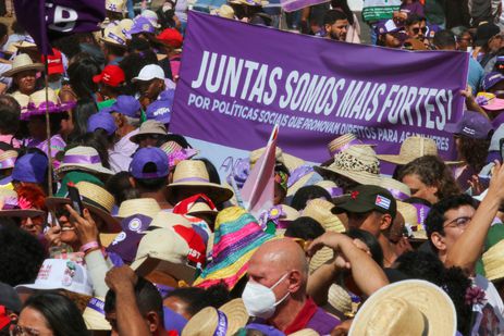 Brasília,DF 16/08/2023 Presidente Luiz Inácio Lula da Silva, acompanhado da primeira-dama, Janja Lula da Silva, e de vários ministros, participa do encerramento da Marcha das Margaridas na Esplanada dos Ministérios. Foto: Fabio Rodrigues